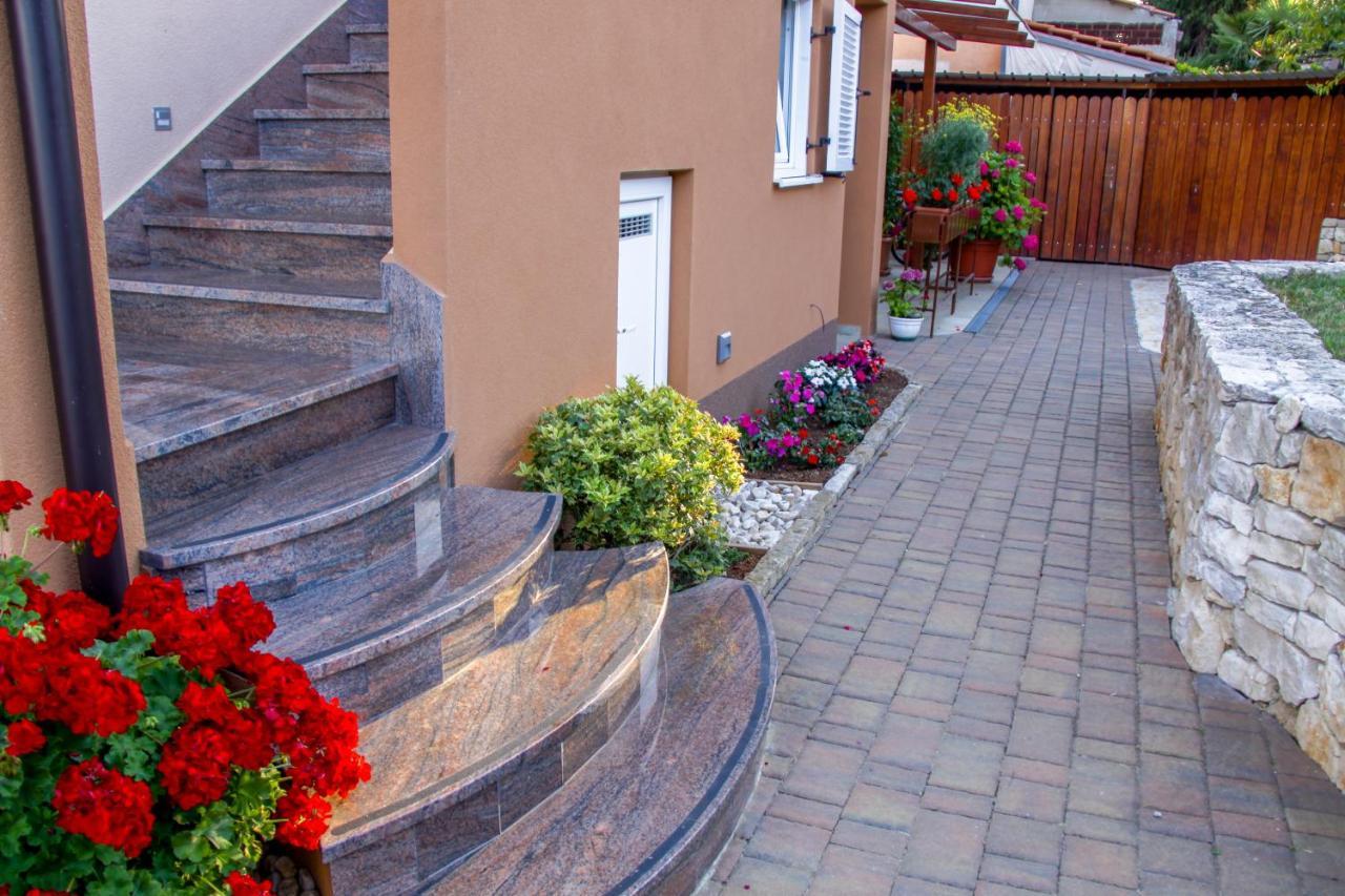 Apartment Premium Apartments Tade Funtana *
