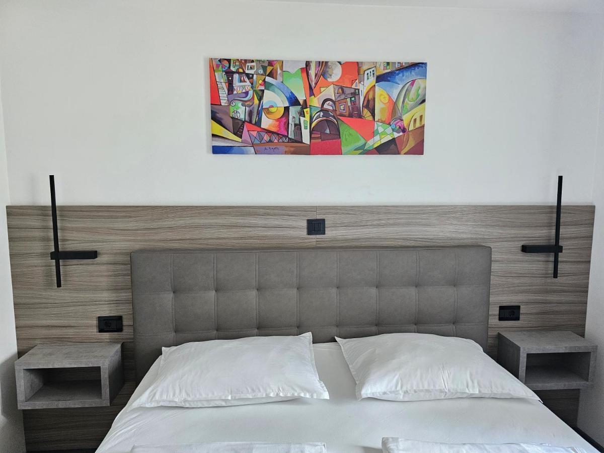 Apartment Premium Apartments Tade Funtana Funtana